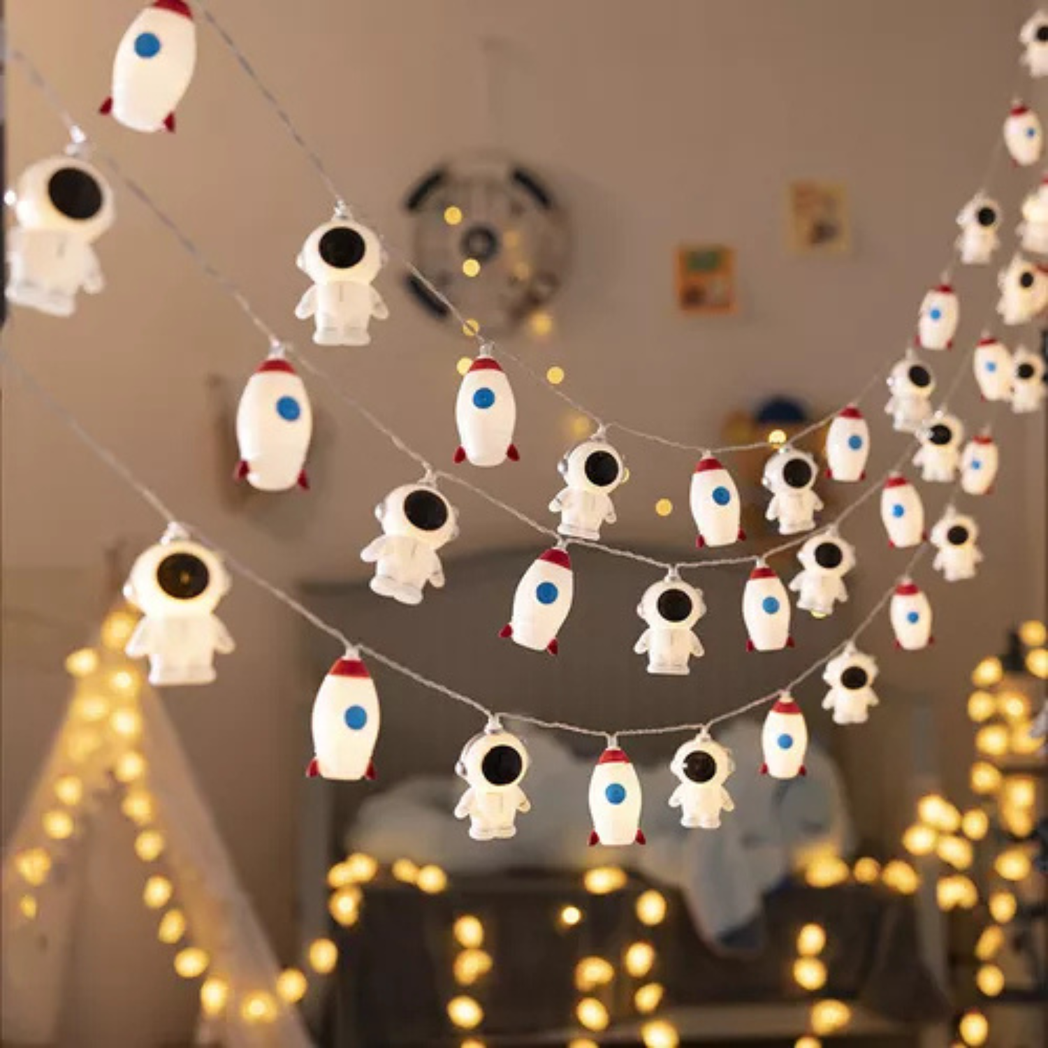 Cosmo: Astronaut Rocket String Lights